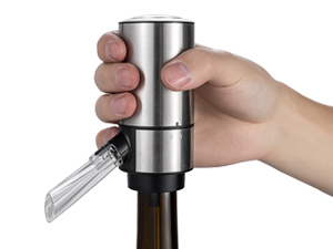 wine decanter with aerator