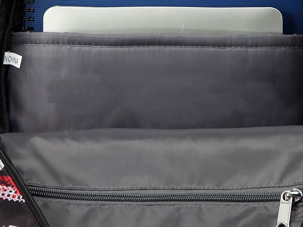 hidden zipper pockets