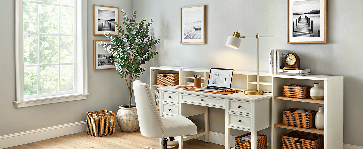 DESK LAMP