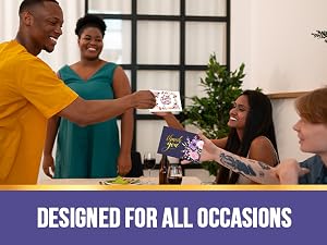 A person extending his heartfelt thanks to family members with box floral thank you cards.