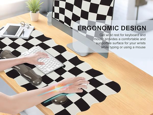 black checkered mouse pad set