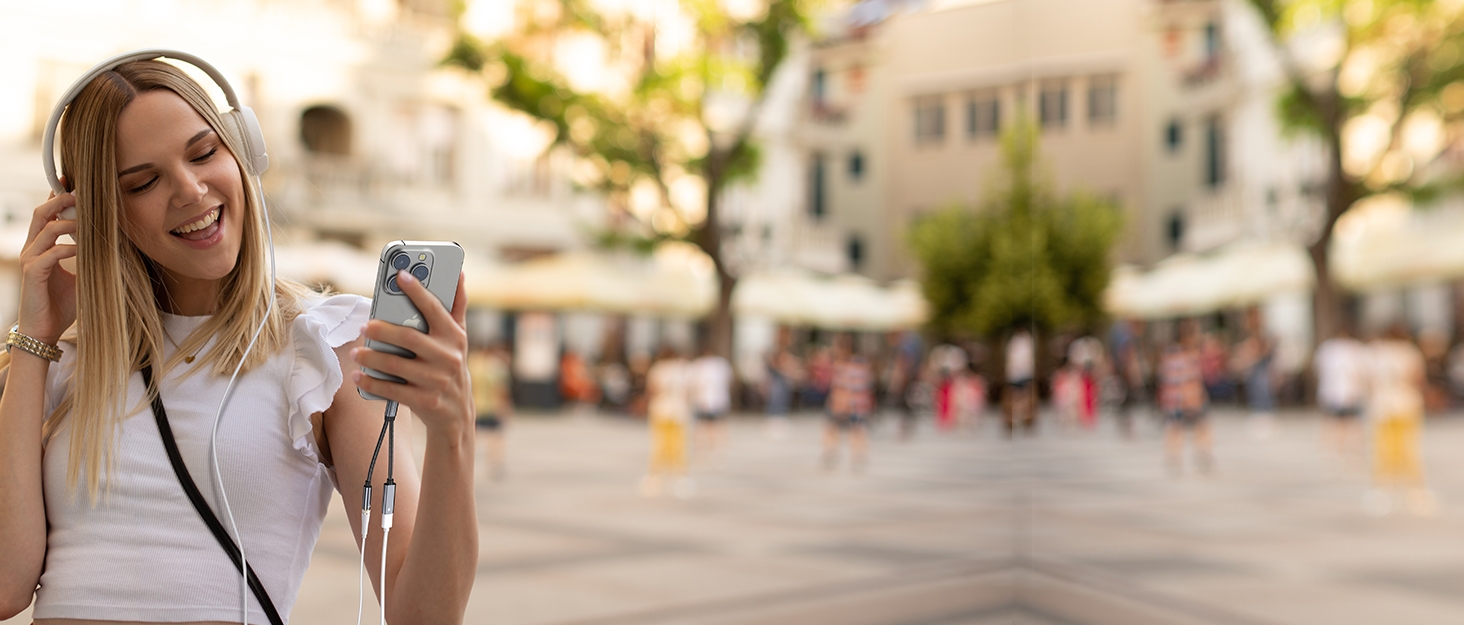 USB C to 3.5mm audio adapter