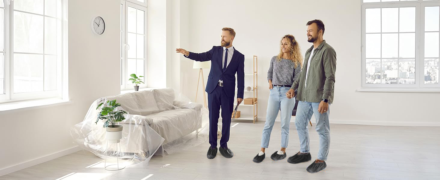 REAL ESTATE AGENT
