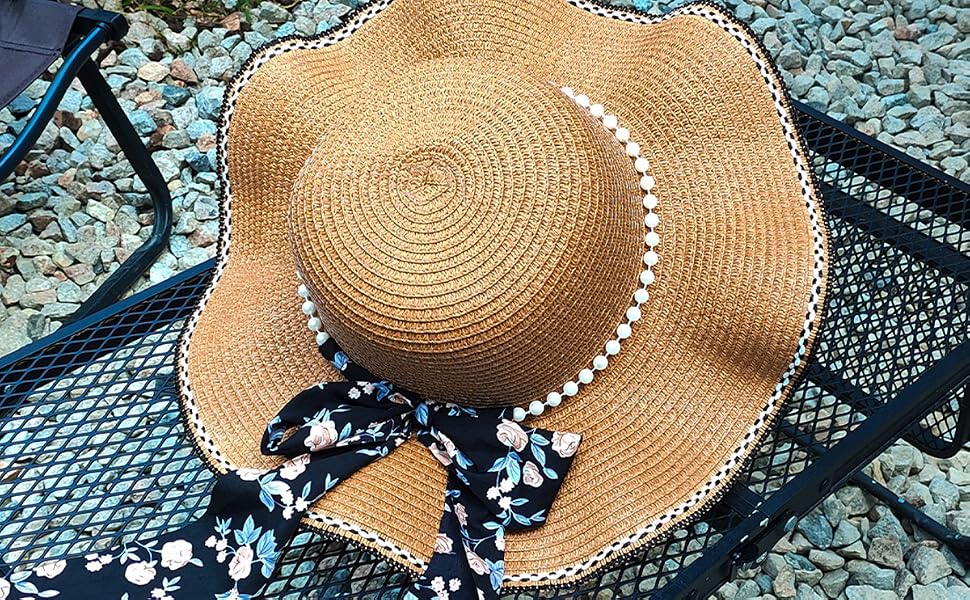 The material of the women's sun hat is made of high quality paper