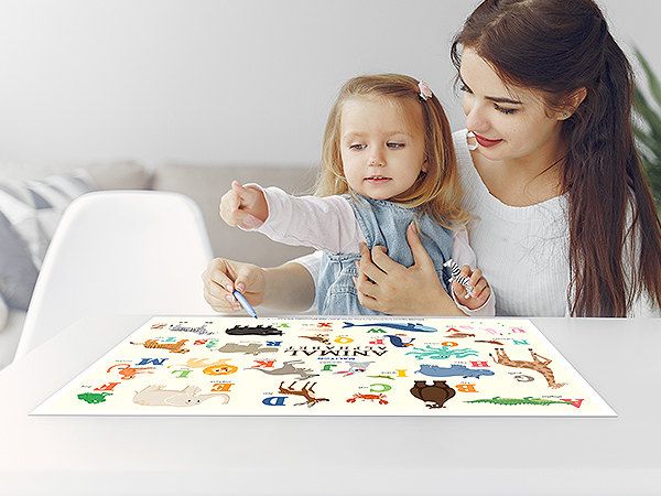 disposable placemats with educational design