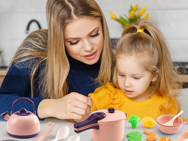Educational kitchen gift: 120 realistic pieces promote learning through fun pretend play.