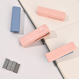 Desktop Stapler with Staples