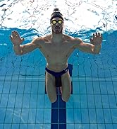 athlete using an arena Freeflow Pull Buoy II for Swim Training in the pool
