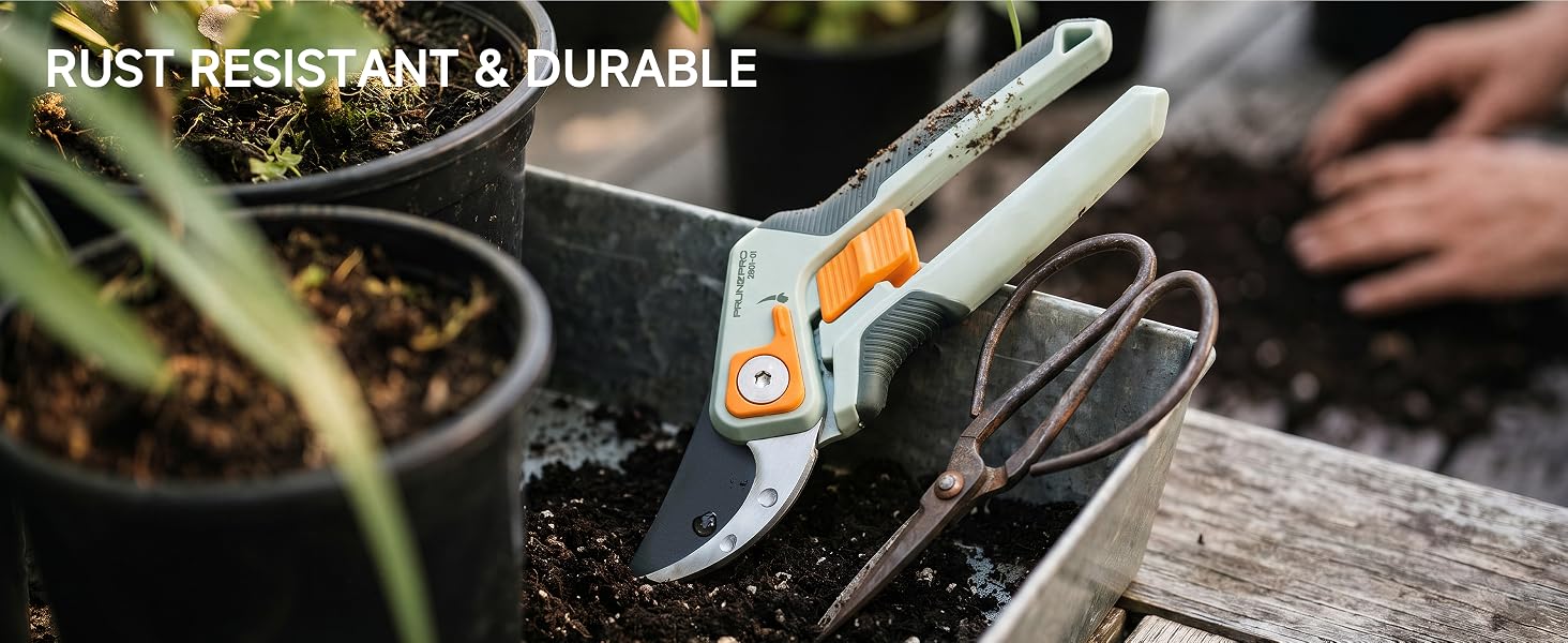 Bypass Hand Pruner