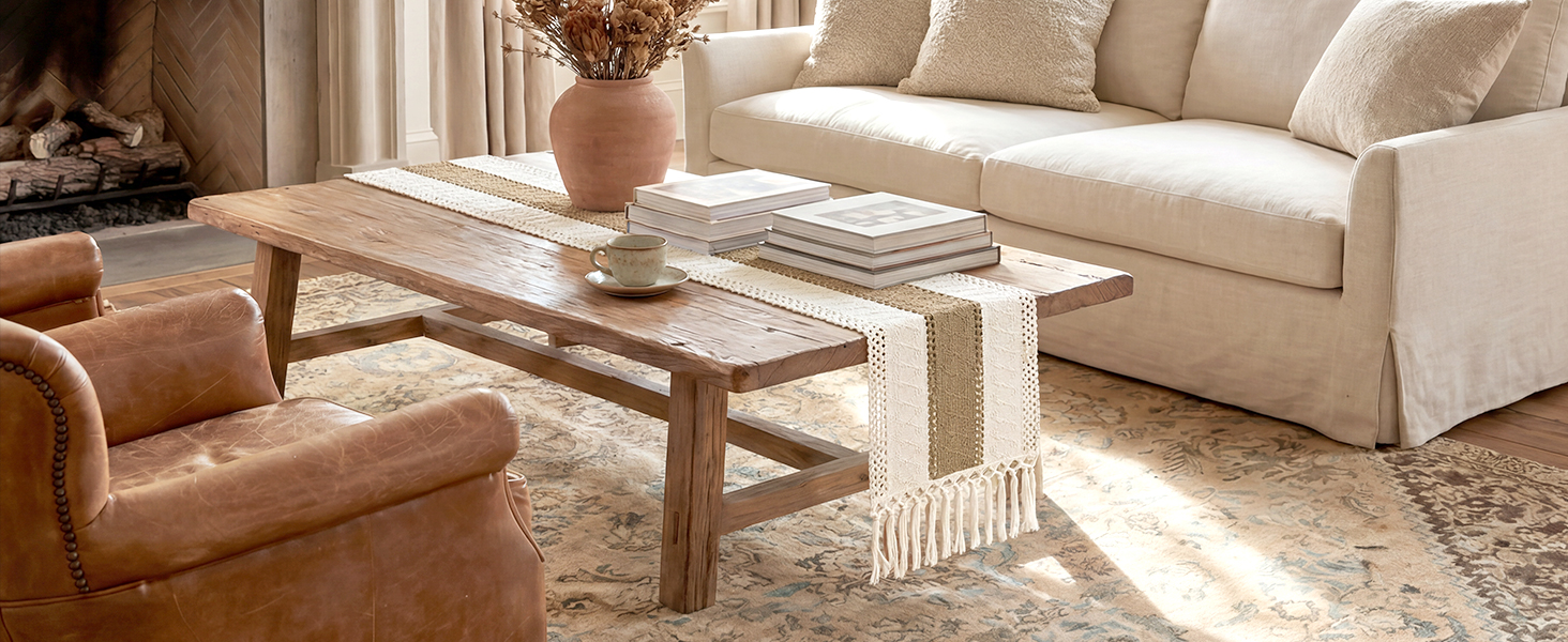beige table runner