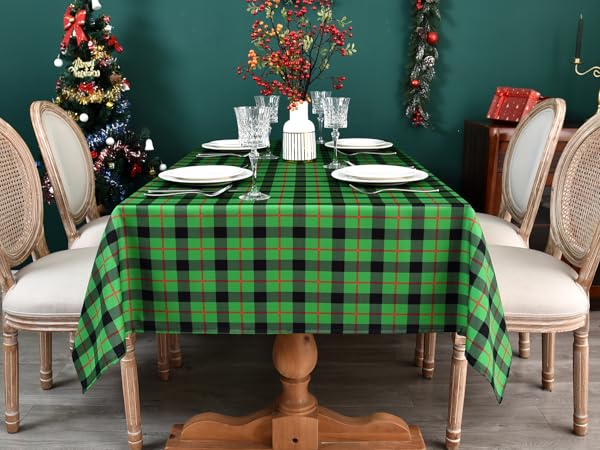 Green Black Checkered table cloth