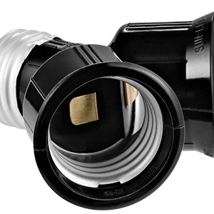 Medium base light socket adapter