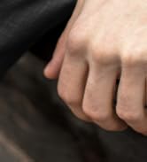 395