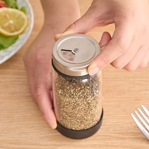 pepper shaker