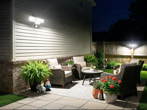 Pet's Favorite Outdoor Keep their favorite area gently lit all night bright when they're active