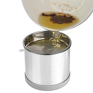 grease container with strainer