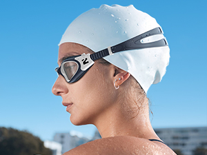 swimming goggles