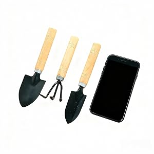 DURABLE ONE-PIECE CONSTRUCTION