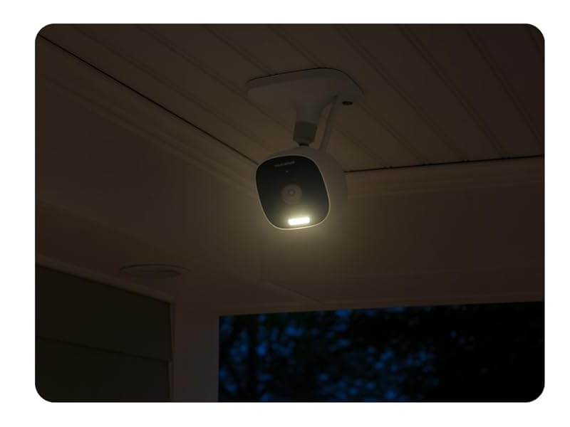 AlfredCam outdoor security camera with spotlight for night monitoring