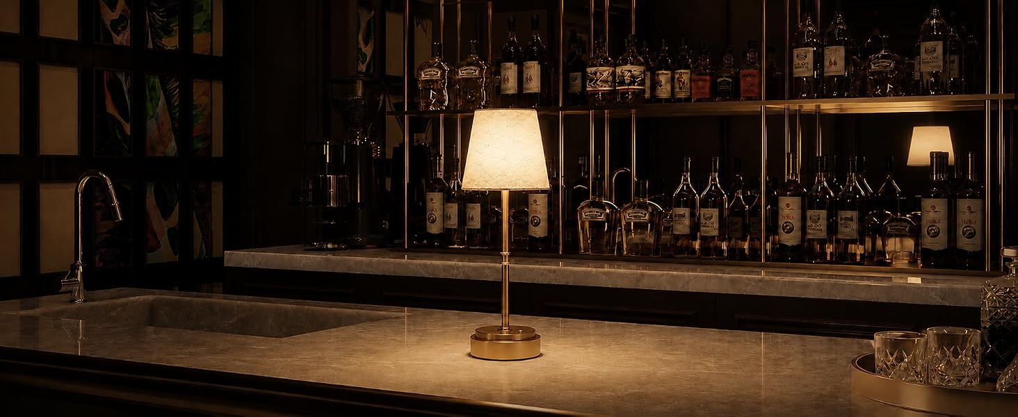 Kitchen Island & Bar