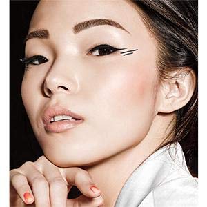 eyeliner