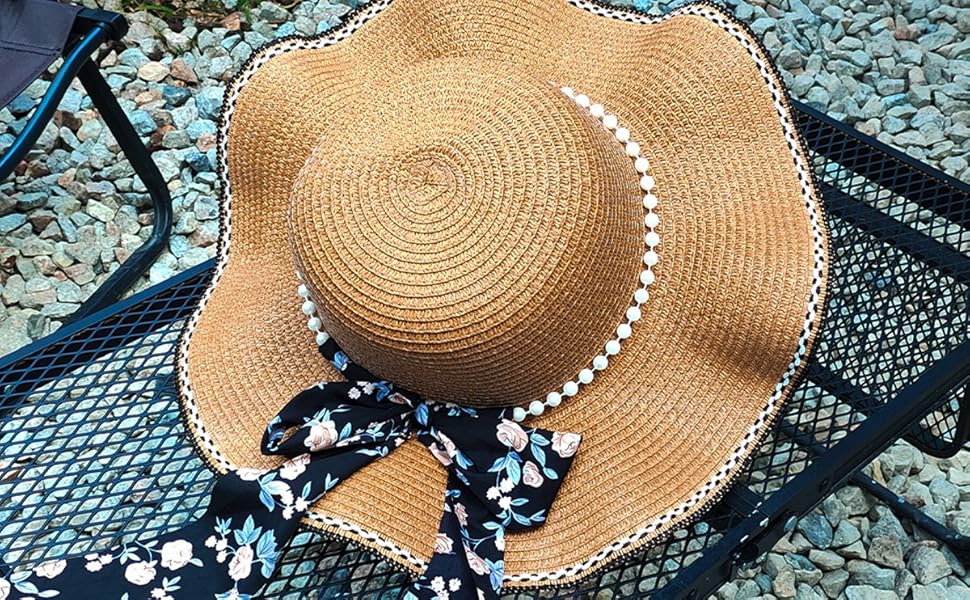 The material of the women's sun hat is made of high quality paper