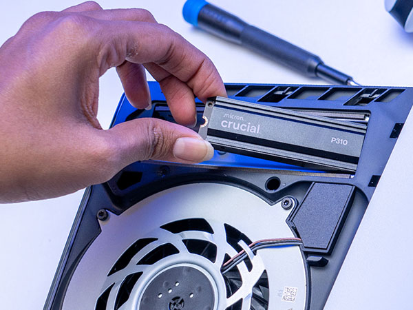 Crucial P310 2280 NVMe Internal SSD With Heatsink