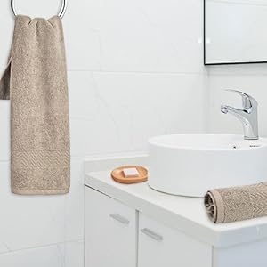 guest towels