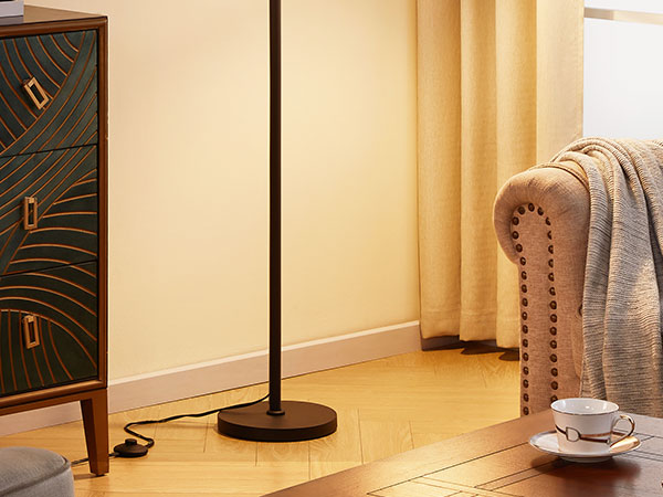 floor lamp