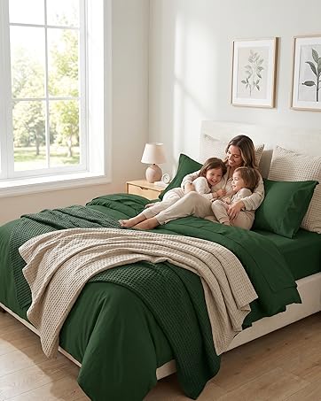 https://m.media-amazon.com/images/S/aplus-media-library-service-media/98773354-aa15-4267-be25-43839c40d8fe.__CR0,203,1696,2122_PT0_SX362_V1___.png