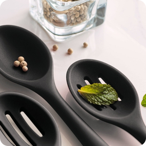 silicone spoon