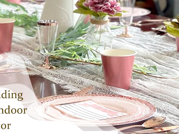 LACE TABLE RUNNER