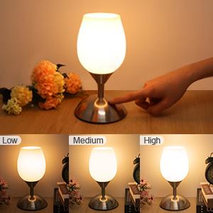 Dimmable table lamp