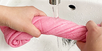 tear away microfiber towel roll