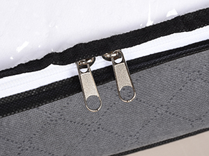 ZIPPER