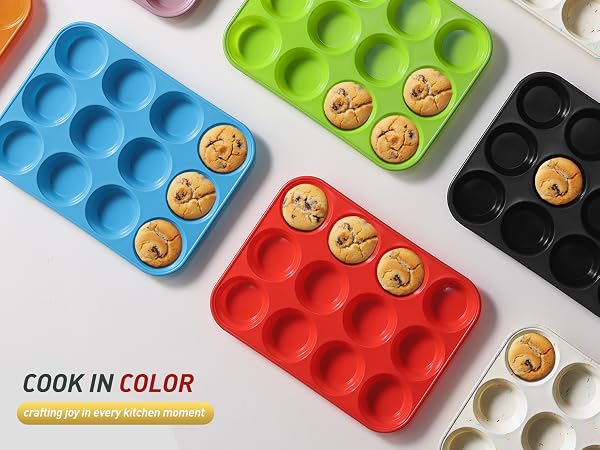 SILICONE MUFFIN PANS