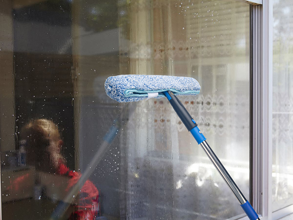 car window squeegee
