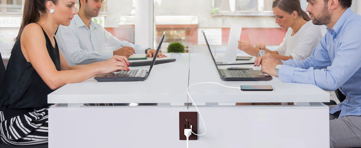 USB OUTLET