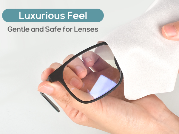 Eyeglass cleaning cloth