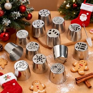decorate the cupcakes for Christmas