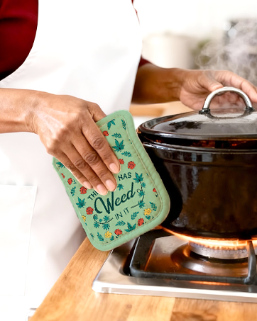 funny oven mitt and pot holder