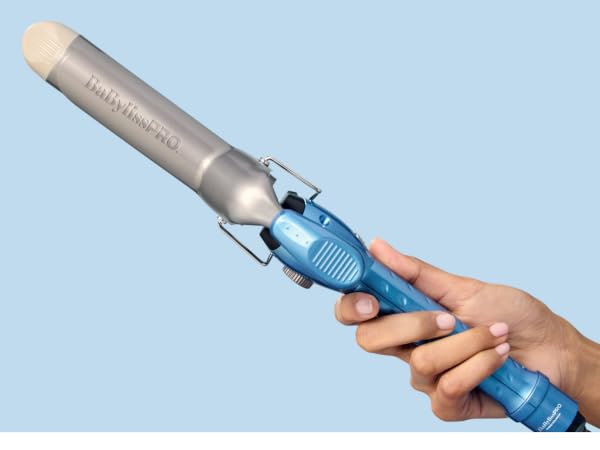 NANO TITANIUM 1 ¼" CURLING WAND