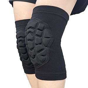 knee sleeves with moderate thickness, more flexible