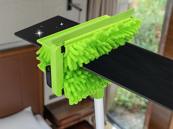 top view of the long handle ceiling fan blade cleaner tool, no more ladder