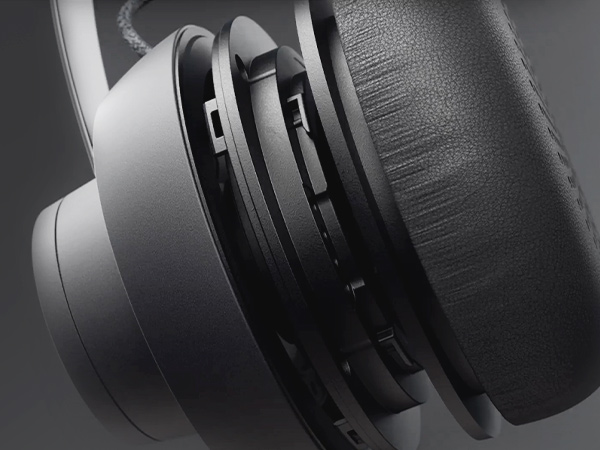 zoom of zone 750 wired on-ear headset with noise-cancelling microphone