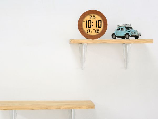 digital alarm clock