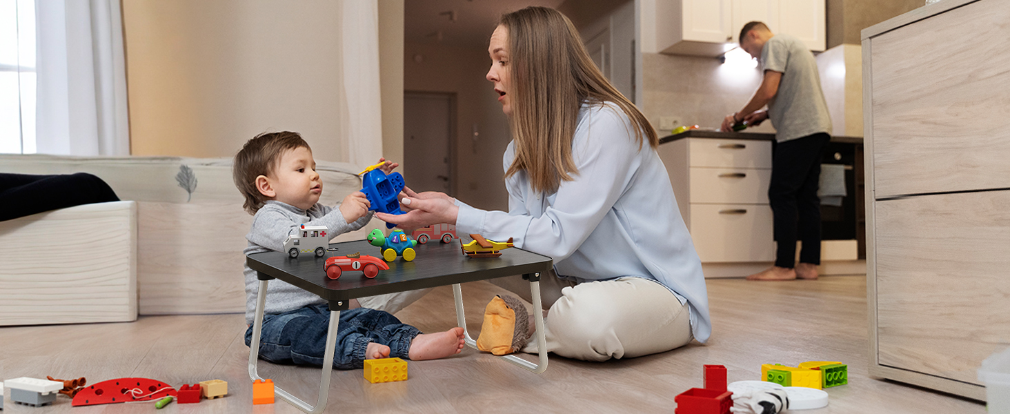 floor desk for child