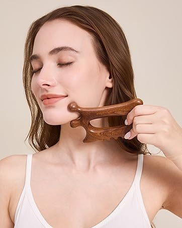 https://m.media-amazon.com/images/S/aplus-media-library-service-media/f2893ab6-82fa-4c3c-a024-4d32ed5b5c19.__CR675,481,2381,2980_PT0_SX362_V1___.jpg
