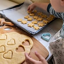 They can be widely used in cookies, cake, fondant, biscuit, fruits, vegetable and so on.