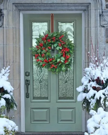 Adjustable Wreath Hanger